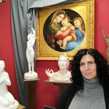 Elena Prosperi, nello show room della bottega d'arte